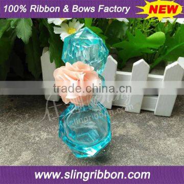 Satin & Lurex Ribbon Bow On Perfume Bottle photo-2