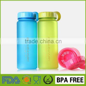 650ml Plastic Drinking Cup Self Cooling Sports Water Bottle with Lid