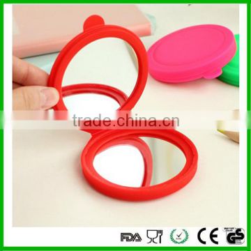 Fashion portable silicone makeup mirror with sexy colors