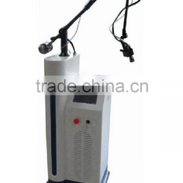 10600nm Professional Fractional Co2 Laser Machine Portable Carboxytherapy Vaginal Tightening And Face Renewing 0.1-2.6mm