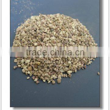 Green pollution-free bentonite desiccant for storage