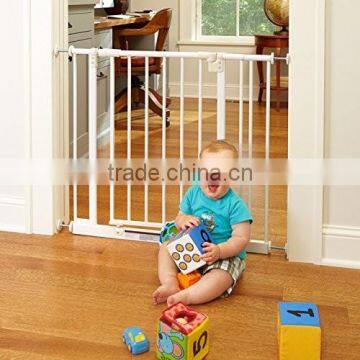 Custom Logo Wholesale Pet Gate Children Safety Door Gate to the Dogs photo-3