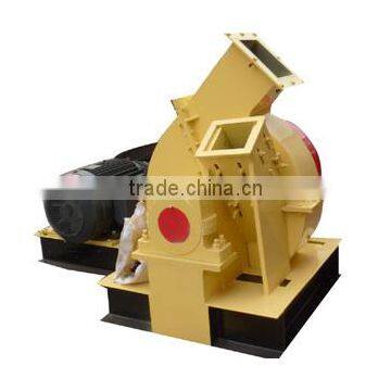 ISO CE BX1710 tractor wood chipper