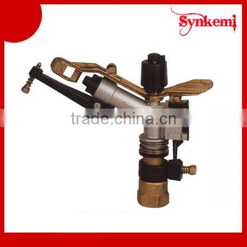 Spray gun pop up water sprinkler