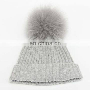 Autumn and Winter Warm Large Fox Hair Wool Wool Hat Adult Knitted Hat photo-6