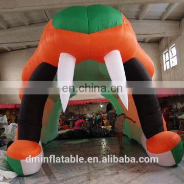 2015 hot sale inflatable Giant Crocodile Sports Tunnel