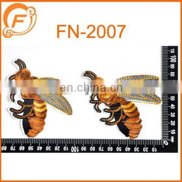 little cute and fashion hot animal bee embroidery trimmings for garments