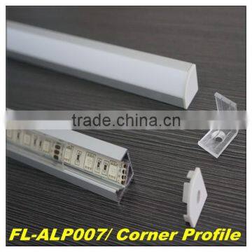 Small Size Led Corner Profiles/ Triangle Aluminum LED Lighting Profiles FL-ALP007