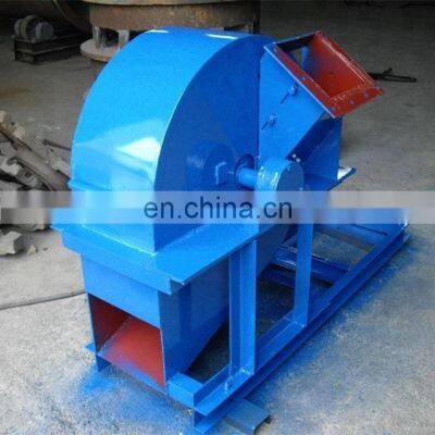 Sawdust Machine for Crushing Wood Chips in Wood Pellet Production Line photo-2
