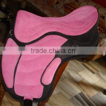 Treeless Saddle