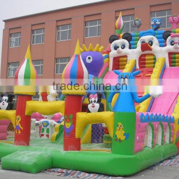 2016 hot amusement commercial inflatable park