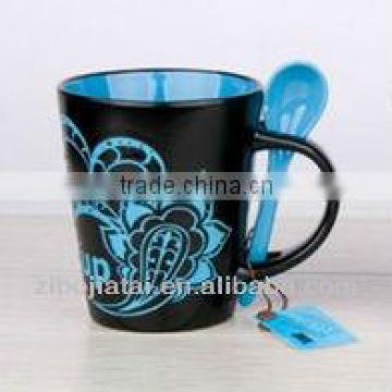 12oz Inner Blue Glazed V Shape Ceramic Spoon Mug with Flower Decal