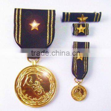 medal with ribbon,pin badge