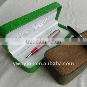 PL-10 plastic pen box