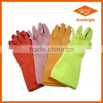 Natural red rubber latex garden gloves