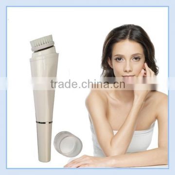 China Factory 360 Degree Rotation Deep Cleaning Facial Cleaner with Detachable Head OEM Service