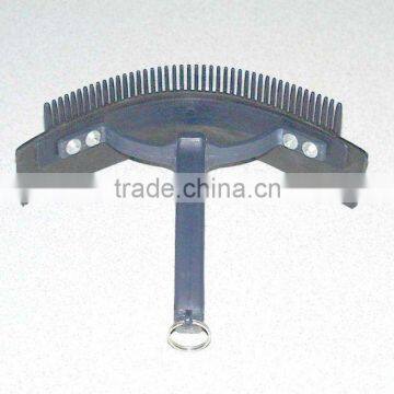 Plastic horse sweat scraper with comb