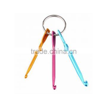 Charmkey Popular Crochet Tools 3pcs Colorful Aluminum Crochet Hook Set With Key Ring photo-3