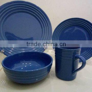 2016 New 16pcs Embossed Stoneware Dinnerware Set With Low Price photo-3