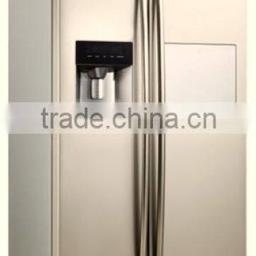 With Ice maker and Water dispenser/Built-in fridge/side by side 550 L