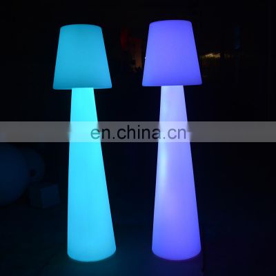 floor lamp outdoor /Cheap classic Waterproof IP65 sunlight plastic color holiday lighting LED floor standing lamp