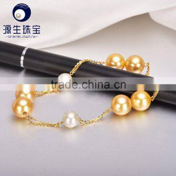 Akoya Cultured Pearls Bracelet With White/golden Pearls in 18k Gold Chain