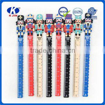 2016 New style 12cm wood ruler with cute nutcracker for school kids