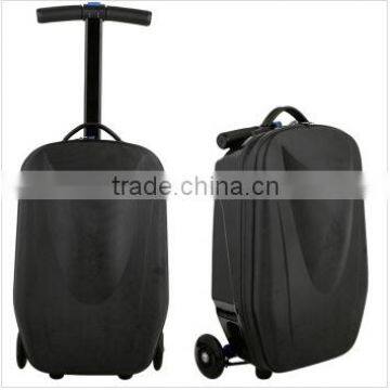 Famous Brand Suitcase photo-3