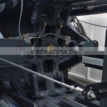 High Quality Screw Injection Molding Machine photo-2