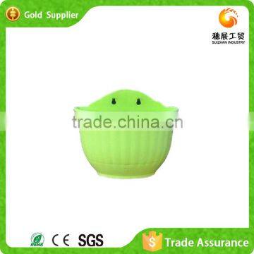 Yiwu Factory Practical Plastic Wall Mounted Flower Pot