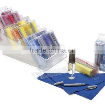 Spray lens cleaner with display