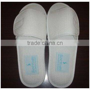 Hotel White Cotton Slippers