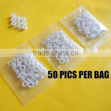 Automatic plastic items counting and packing machine