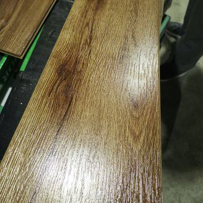 Laminate Flooring photo-4