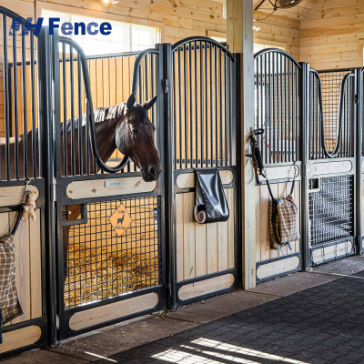 High Quality Prefabricated Structure With Roof Customizable Size Durable Weatherproof Easy Install Outdoor Horse Stable