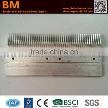 SLR266475,Escalator Comb Plate 199.4*181.36 22T,Right