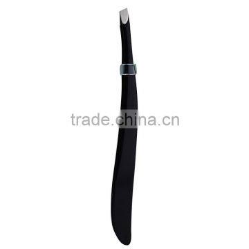 black curled tweezer