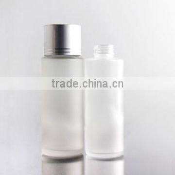 Round Glass Lotion Bottle With Silver Cap photo-2