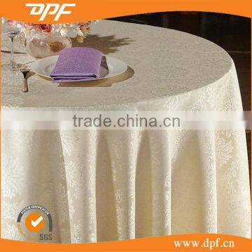 100% Polyester White Jacquard table runner Hotel Restaurant Ruffled Table Cloth