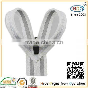 3#Nylon Zipper Reflect and Reserve