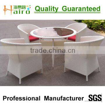 Top Desgin Classic Rattan Dining Table Set photo-4