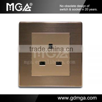 MGA Q7L Series Q-C03FL 13A socket