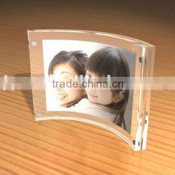 arc-shaped acrylic photo frames wholesale