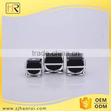 Hot Selling Cosmetic Bottles Wholesale Acrylic Jar New Cosmetic Packaging photo-4