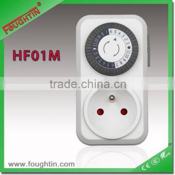 PROGRAMMABLE MECHANICAL DAILY TIMER SOCKET TO FRENCH PLUG