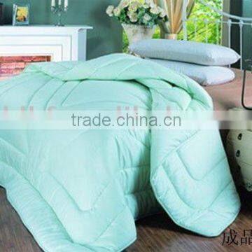 100 % Polyester hollow fiber filled Comforter