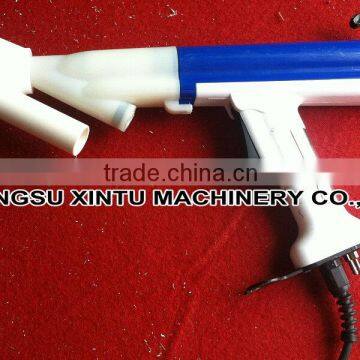 Flocking spray gun
