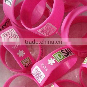 Christmas promotional cheap smart silicon bracelet with custom logo