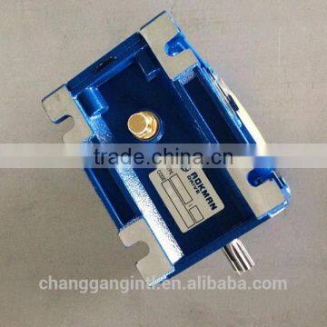 CKM05B Helical Hypoid Spiral Bevel Gearbox With Flange Input 48B photo-3