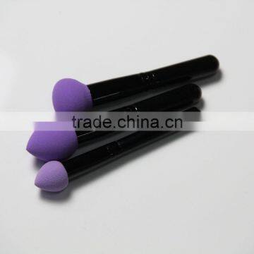 Makeup Beauty Sponge Blender brush with handle for Perfect Makeup/Beauty Tool